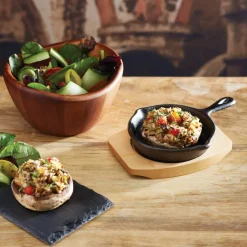 Serverings Gjutjärnspanna med Träunderlägg