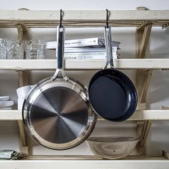 Set med stekpannor 20 cm + 28 cm, rostfritt stål