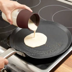 Shaker pannkaksblandare, brun