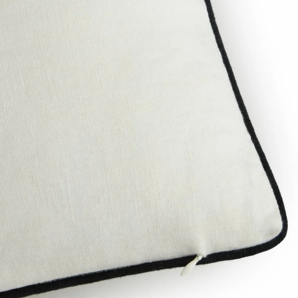 Soft kudde 50 x 50 cm, off white/black