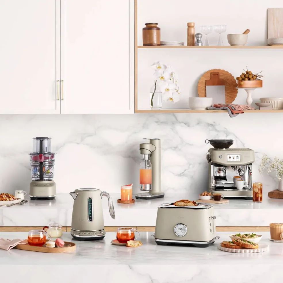 STA735ALM Toast Select Luxe brödrost, almond nougat