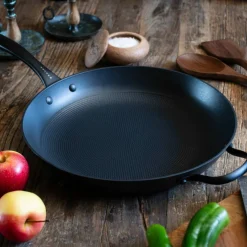 Stekpanna i lättviktsgjutjärn 32 cm