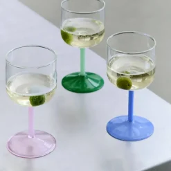 Tint vinglas 2 st, klar/ljusblå