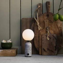 Torrano portabel bordslampa, grey marble