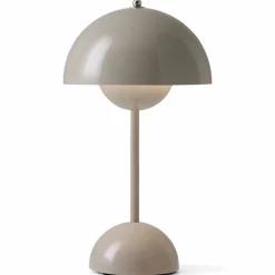 &Tradition Flowerpot VP9 bärbar lampa, ivory