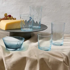 Unique Swirl vattenglas 30 cl, mörkblå