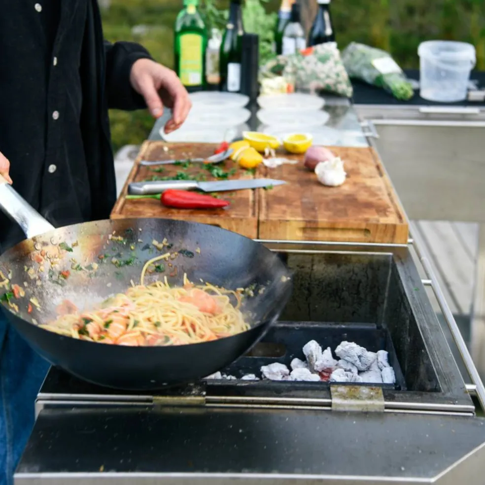 Utekökspaket L: kolgrill + 4 sidobord + diskho, rostfritt stål