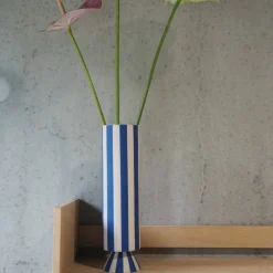 Vas 31 cm, vit/blå