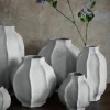 Vas i stengods 22 cm, naturvit